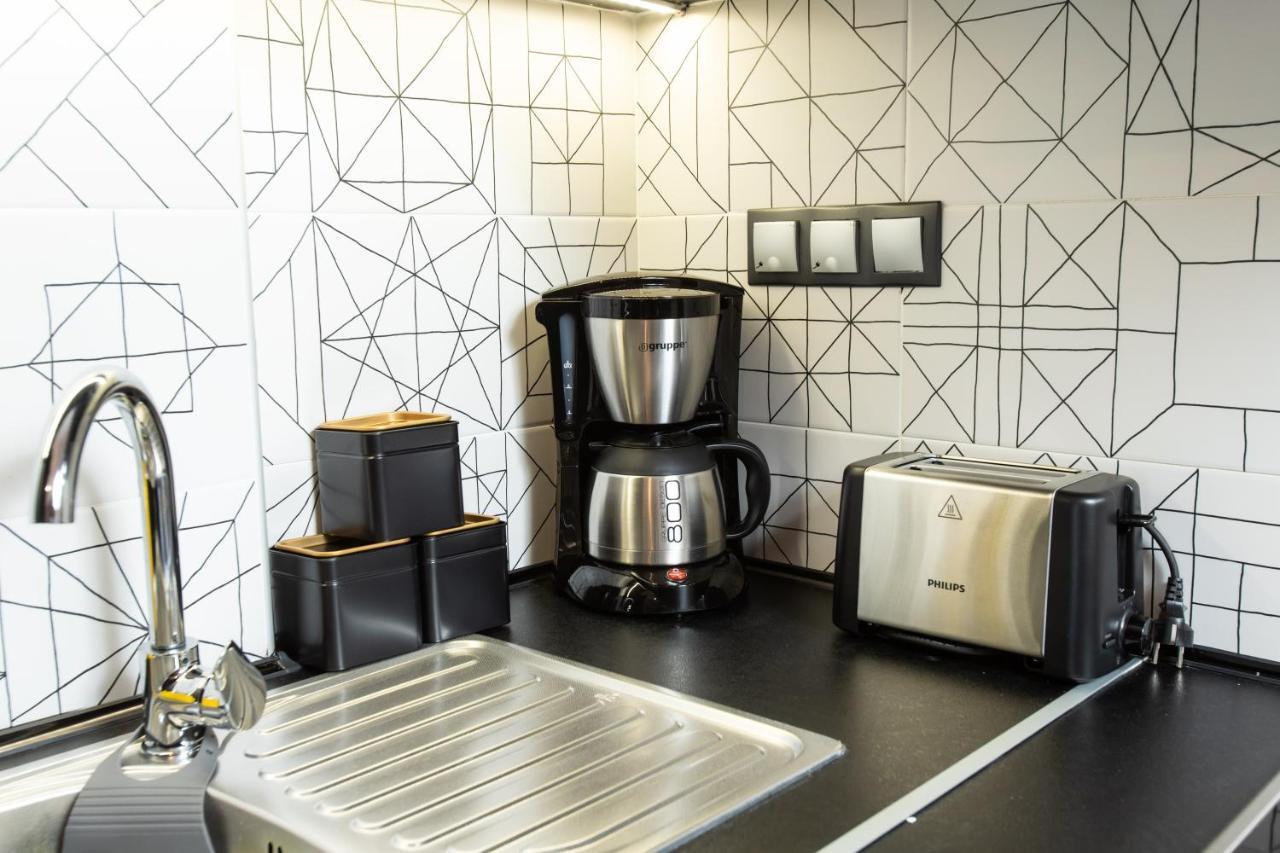 Downtown Luxury Boutique Suites : The Yellow Suite Tesalónica Exterior foto