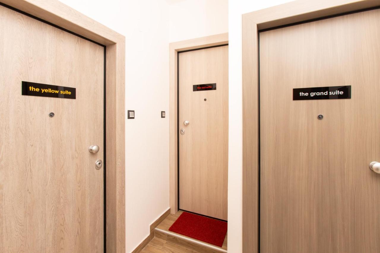 Downtown Luxury Boutique Suites : The Yellow Suite Tesalónica Exterior foto